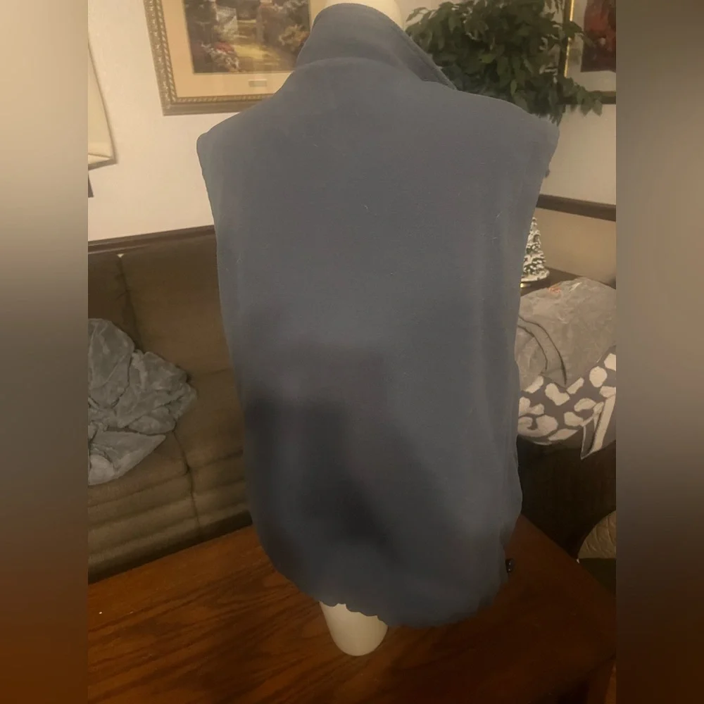 Grand Slam Vest - Picture 2 of 5